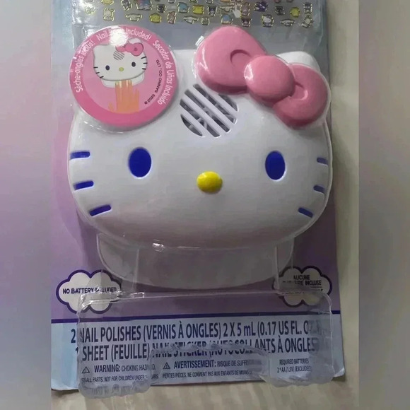 🆕 Hello Kitty And Friends® Nail Set With Dryer🆕 - Picture 7 of 8